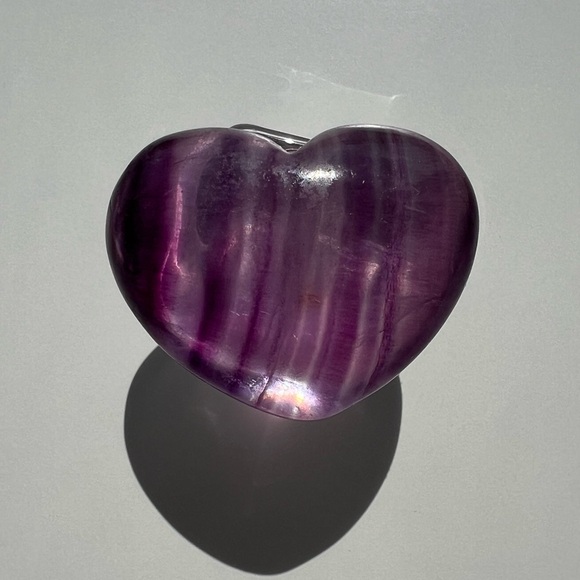 Purple Fluorite Heart - Picture 1 of 10